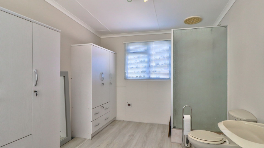 3 Bedroom Property for Sale in Stilbaai Oos Western Cape